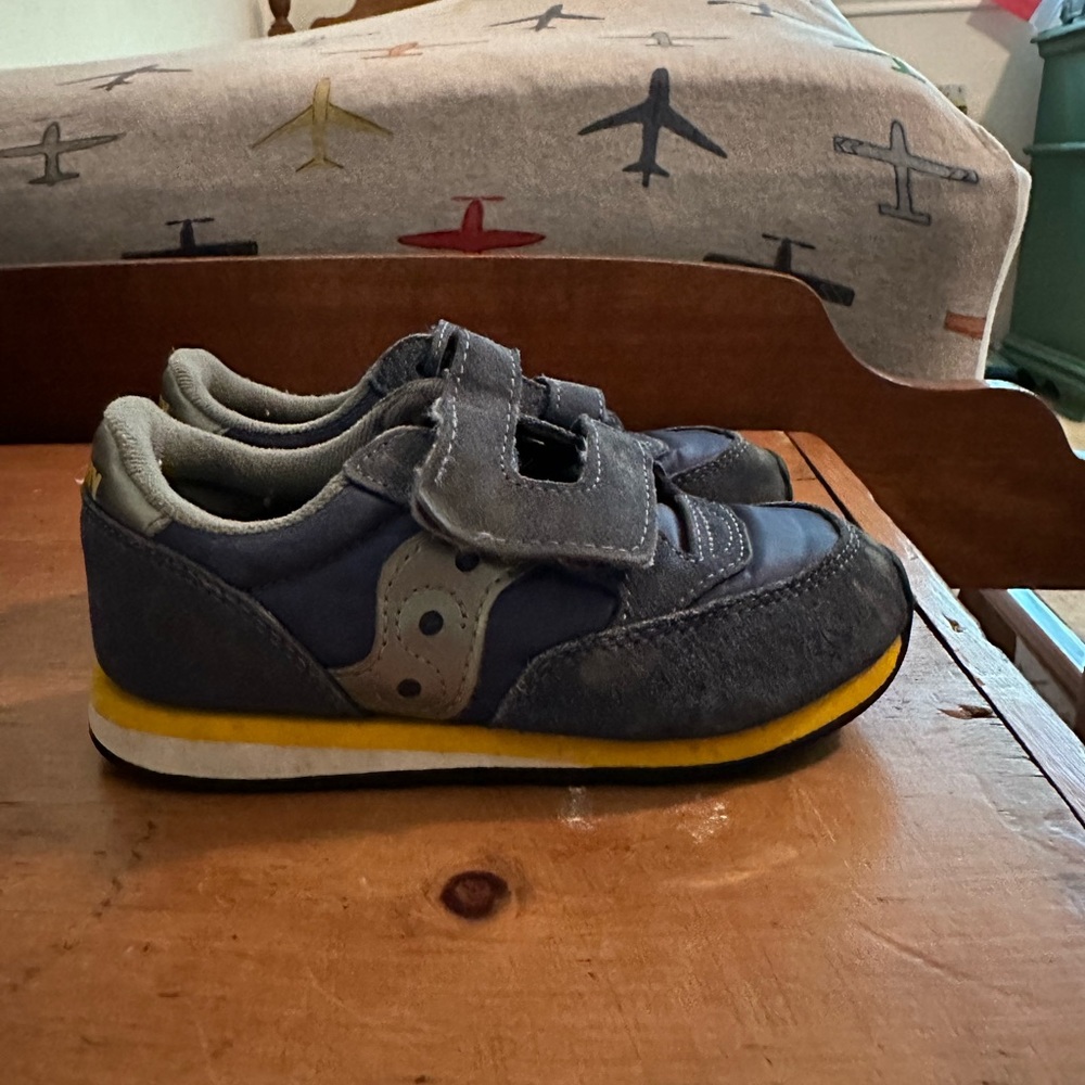 Saucony Kids size 10